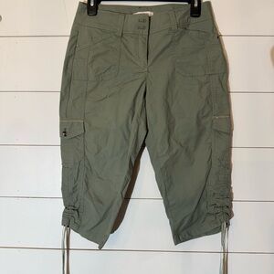 WHBM Army Green Capris
